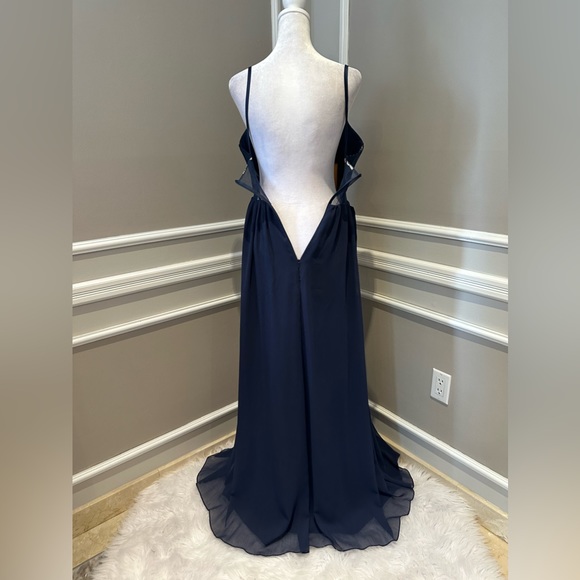 White Vera Wang Navy Women's Spaghetti Strap Long formal designer evening gown - Picture 10 of 16